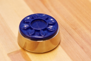 Medium shuffleboard puck stein farge blå